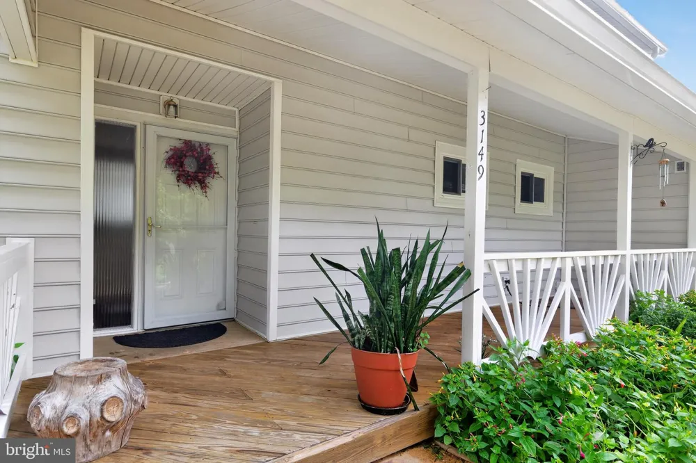 3149 SOUTHFIELD DRIVE Herndon, VA 20171