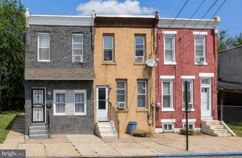 757 SPRUCE STREET