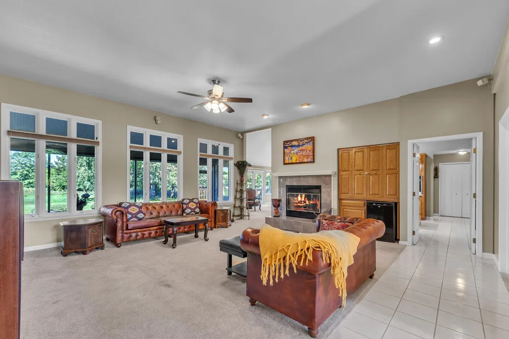 8786 Loire Valley Drive Tecumseh, MI 49286