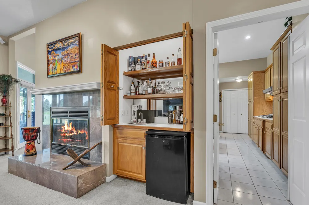8786 Loire Valley Drive Tecumseh, MI 49286