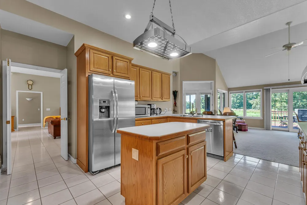 8786 Loire Valley Drive Tecumseh, MI 49286