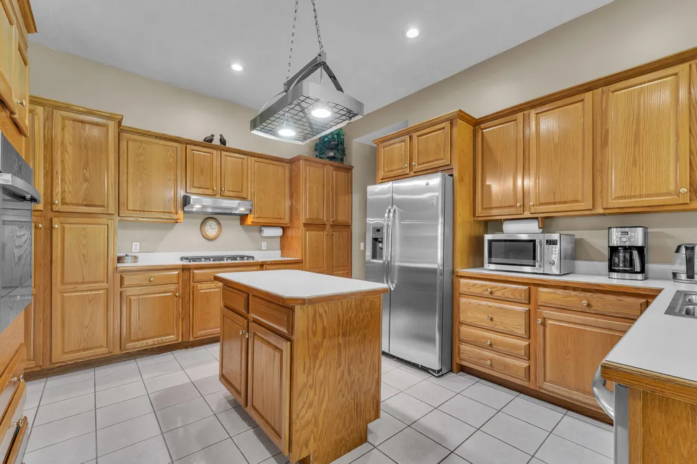 8786 Loire Valley Drive Tecumseh, MI 49286