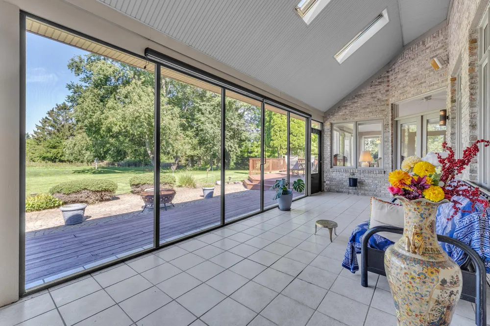 8786 Loire Valley Drive Tecumseh, MI 49286
