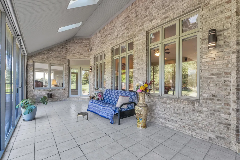 8786 Loire Valley Drive Tecumseh, MI 49286