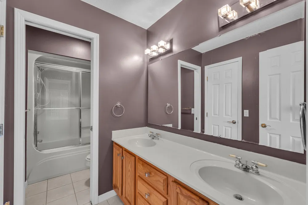 8786 Loire Valley Drive Tecumseh, MI 49286