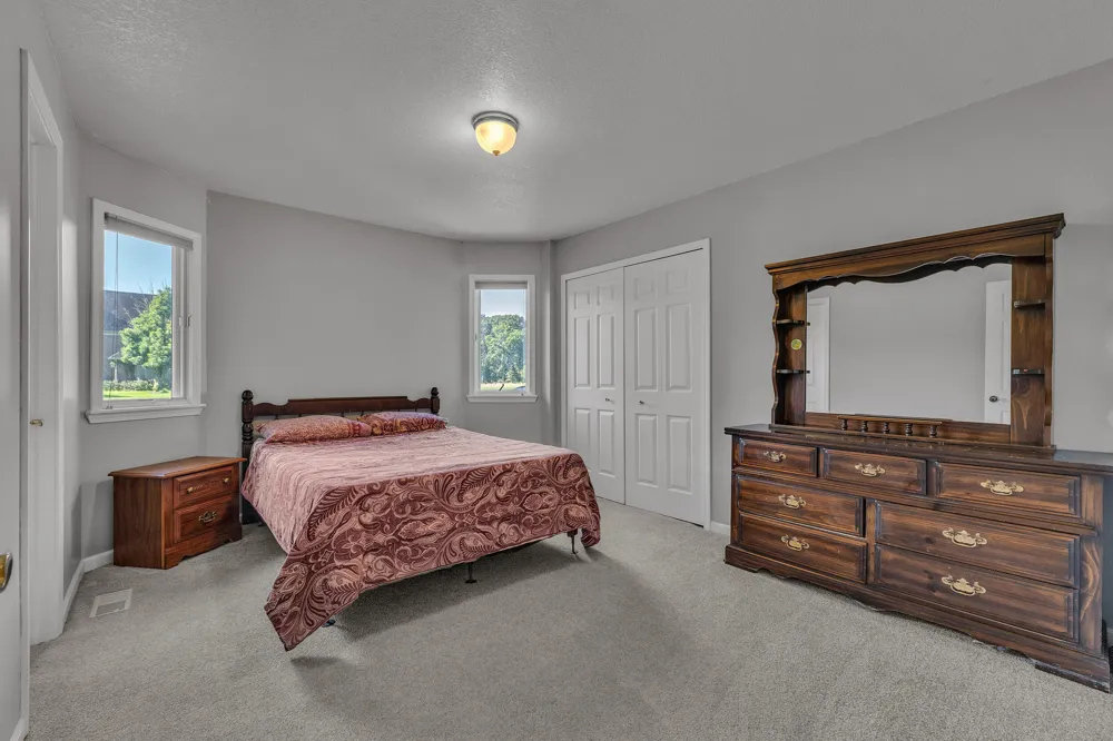 8786 Loire Valley Drive Tecumseh, MI 49286