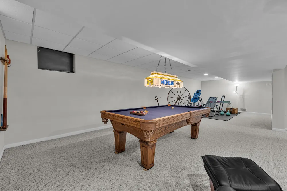 8786 Loire Valley Drive Tecumseh, MI 49286