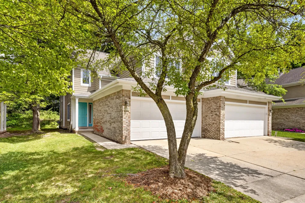2445 Mulberry Court Ann Arbor, MI 48104