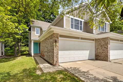 2445 Mulberry Court