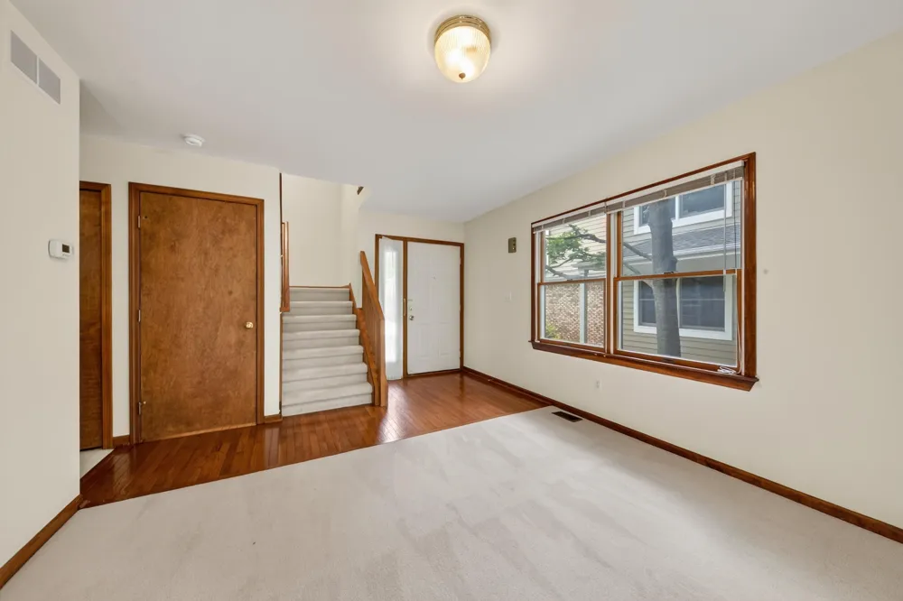 2445 Mulberry Court Ann Arbor, MI 48104