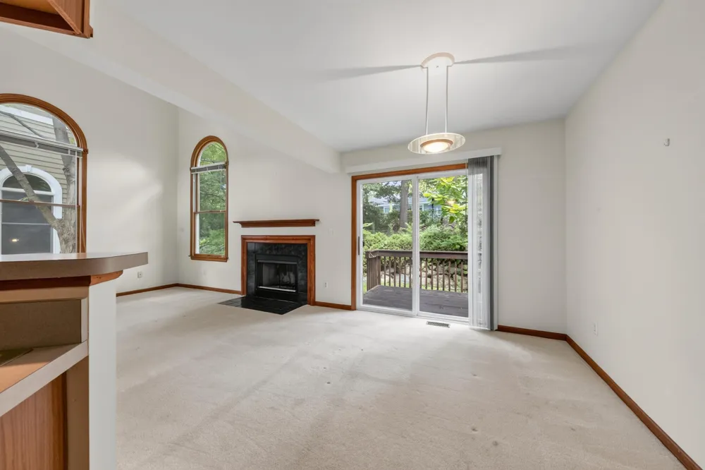 2445 Mulberry Court Ann Arbor, MI 48104