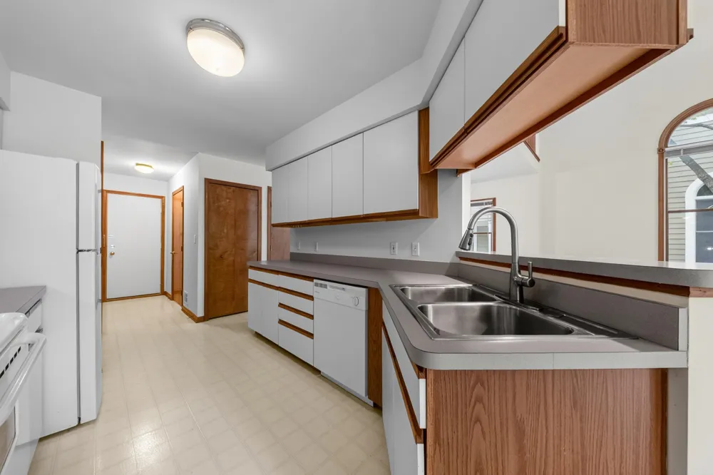 2445 Mulberry Court Ann Arbor, MI 48104