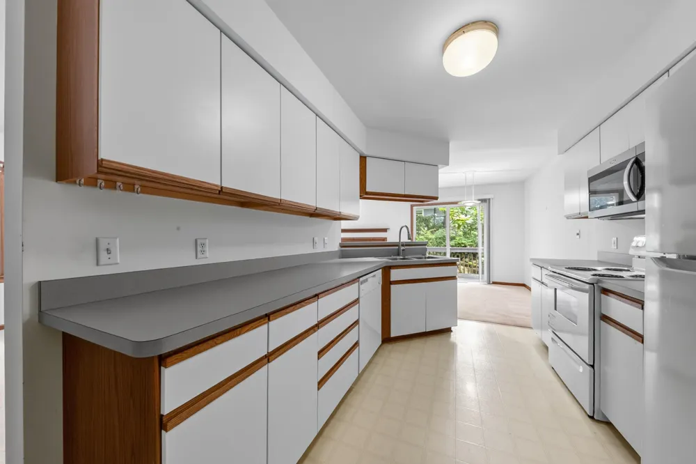 2445 Mulberry Court Ann Arbor, MI 48104