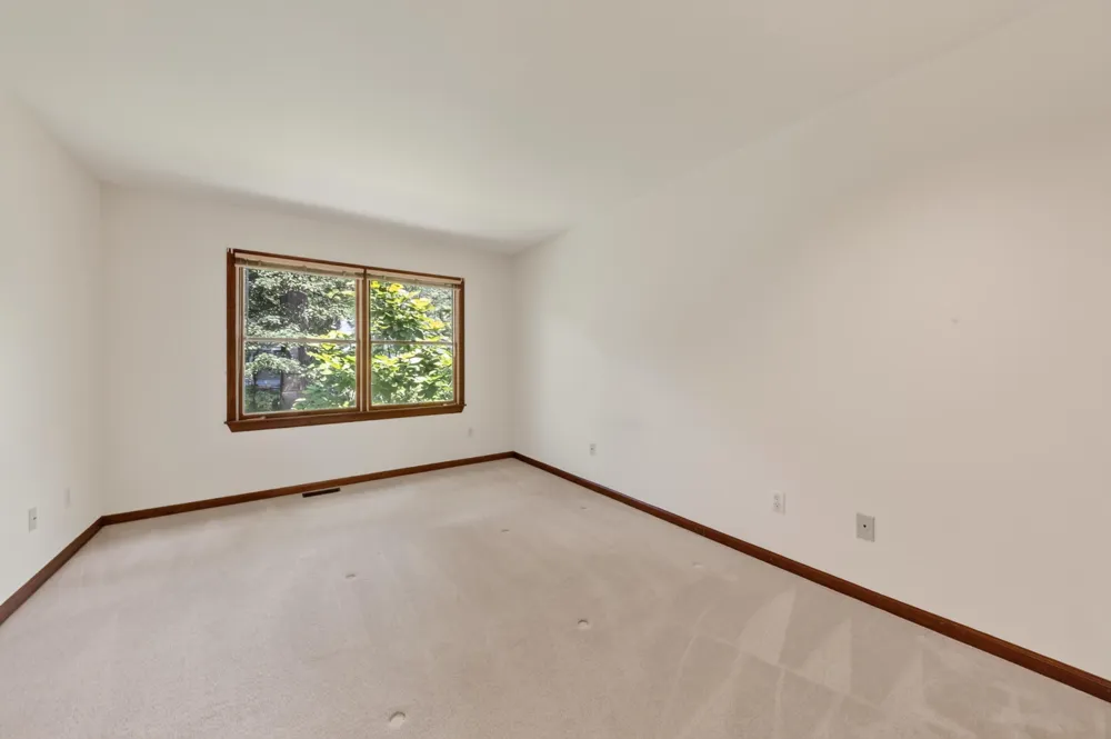 2445 Mulberry Court Ann Arbor, MI 48104