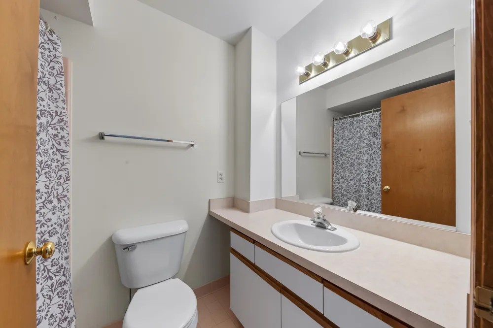 2445 Mulberry Court Ann Arbor, MI 48104