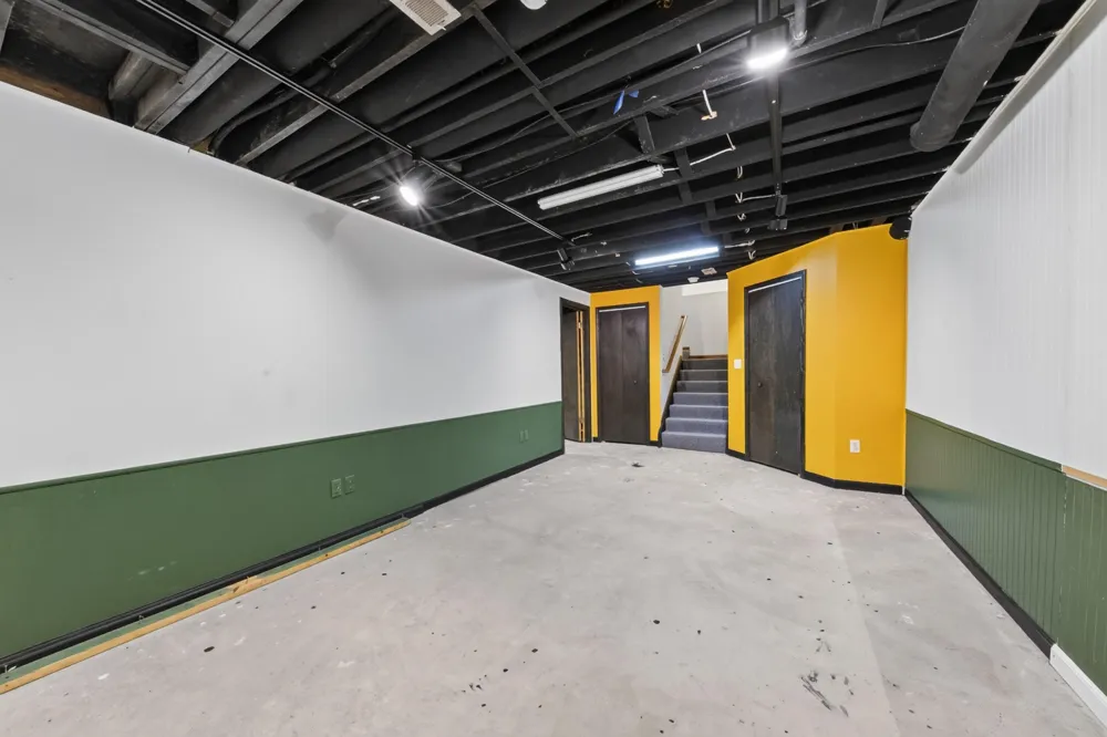 2445 Mulberry Court Ann Arbor, MI 48104