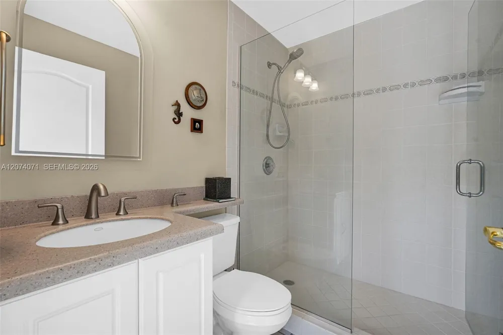 8220 SW 162nd St Palmetto Bay, FL 33157