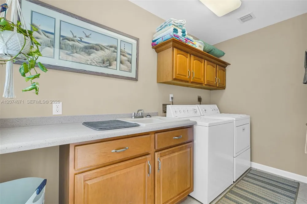 8220 SW 162nd St Palmetto Bay, FL 33157