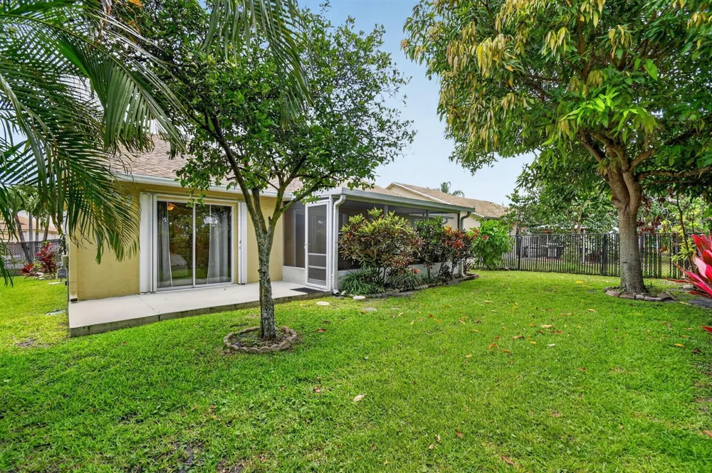 1080 Salmon Isle 