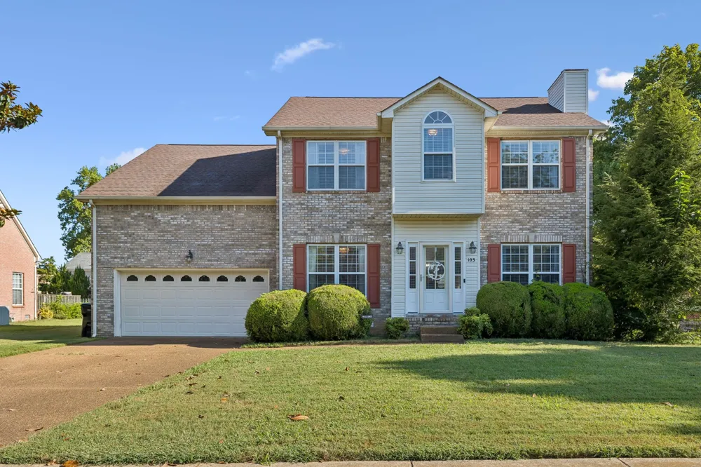 103 Overbrook Ct Columbia, TN 38401
