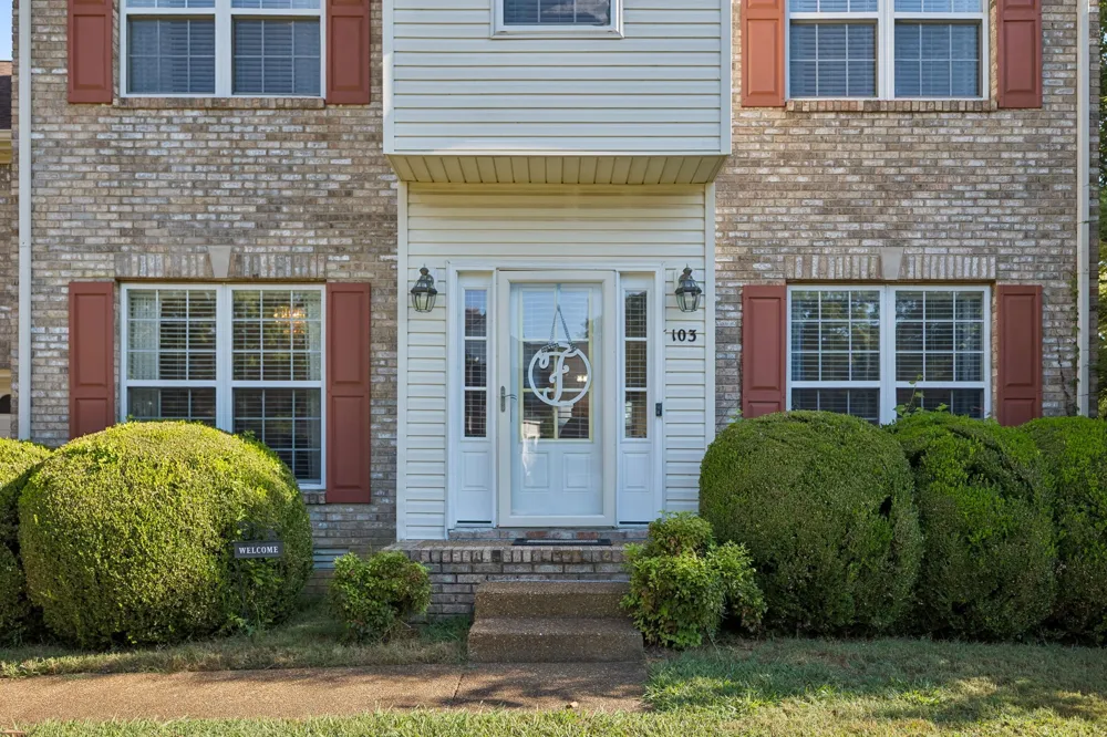 103 Overbrook Ct Columbia, TN 38401