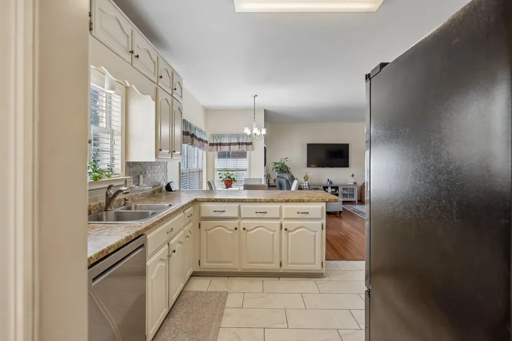103 Overbrook Ct Columbia, TN 38401