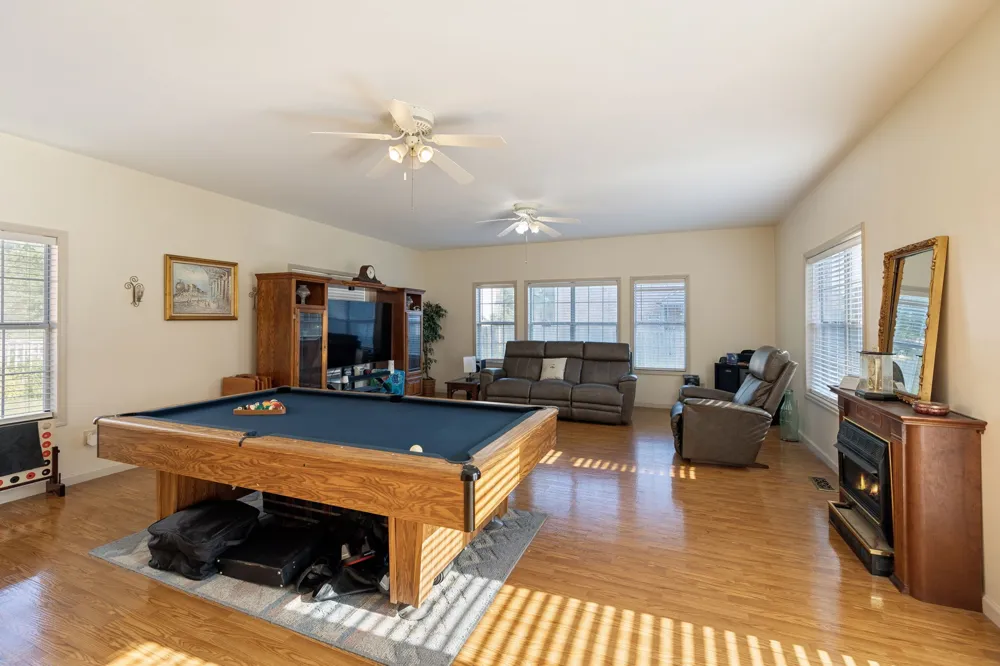 103 Overbrook Ct Columbia, TN 38401