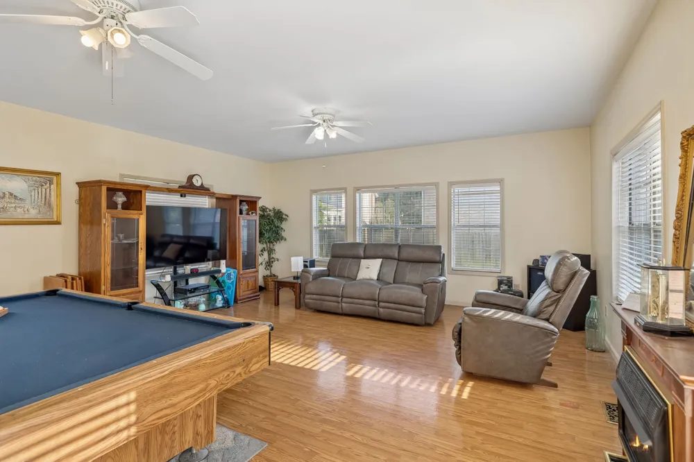 103 Overbrook Ct Columbia, TN 38401