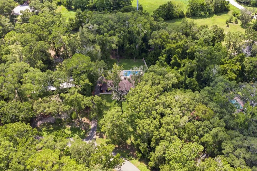 226 SW 80TH BOULEVARD Gainesville, FL 32607
