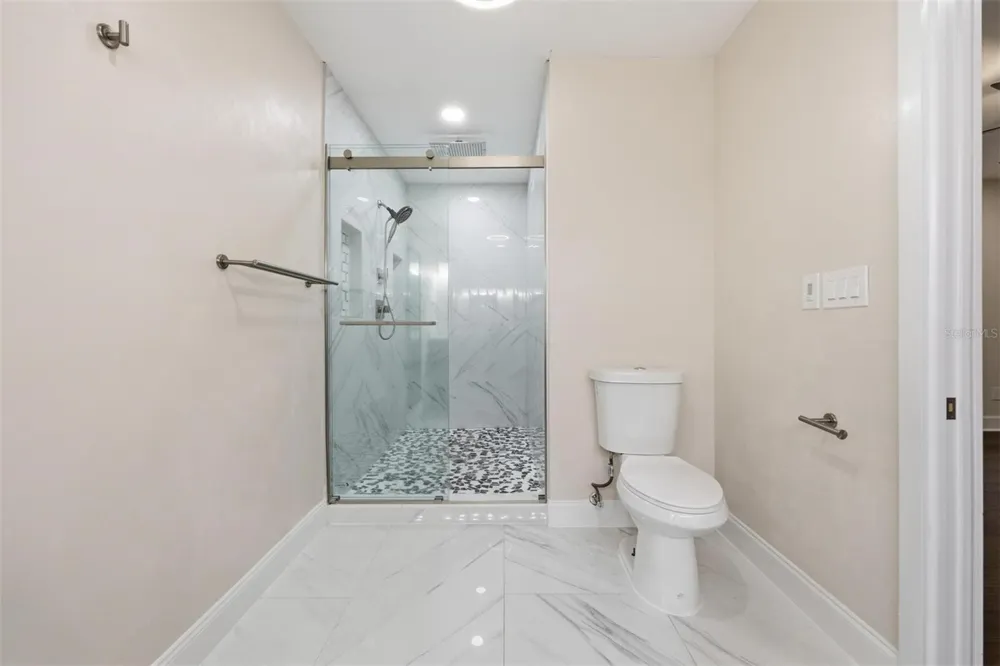 226 SW 80TH BOULEVARD Gainesville, FL 32607