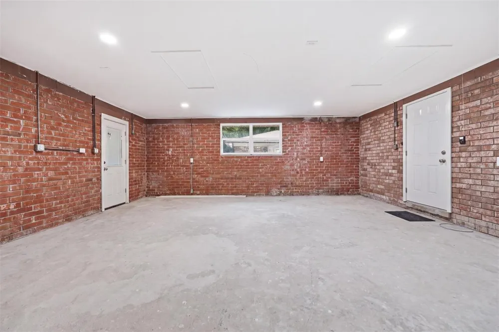 226 SW 80TH BOULEVARD Gainesville, FL 32607
