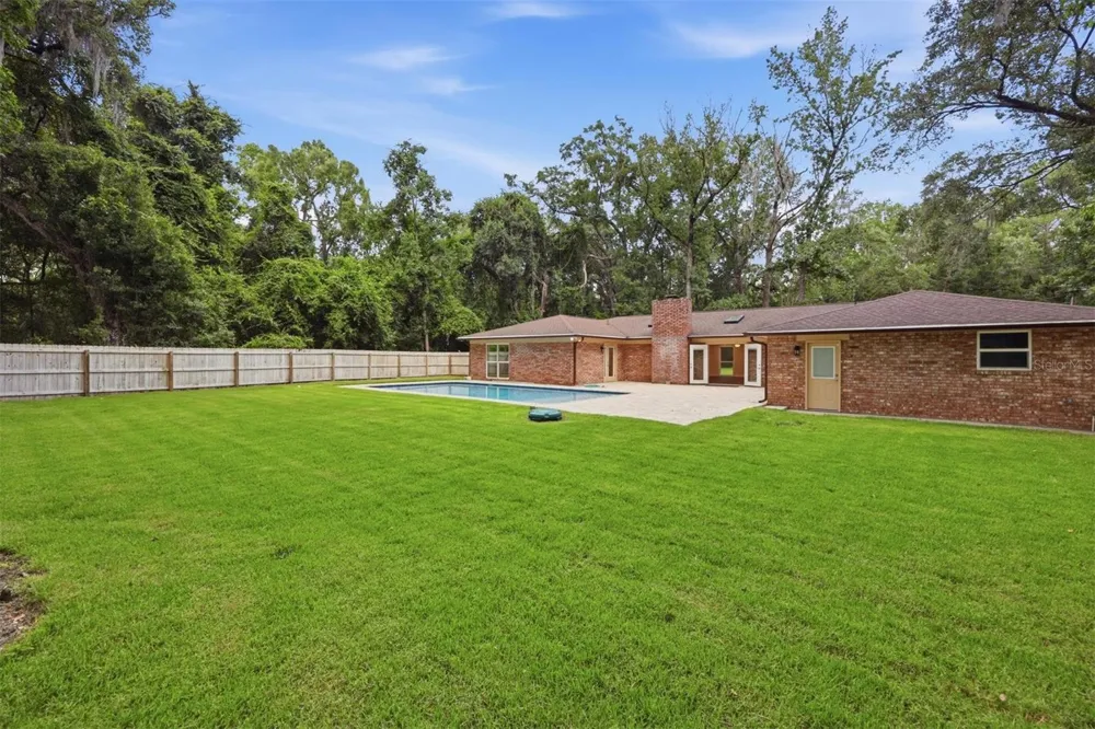 226 SW 80TH BOULEVARD Gainesville, FL 32607