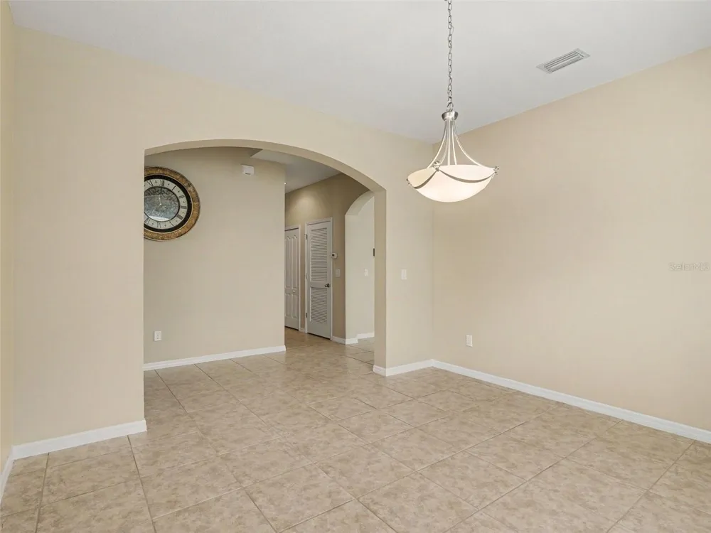 10413 AVIAN FORREST DRIVE Riverview, FL 33578