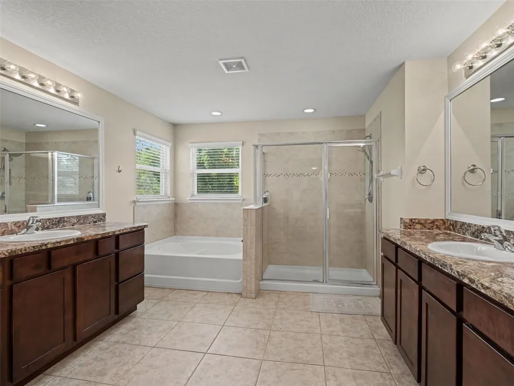 10413 AVIAN FORREST DRIVE Riverview, FL 33578