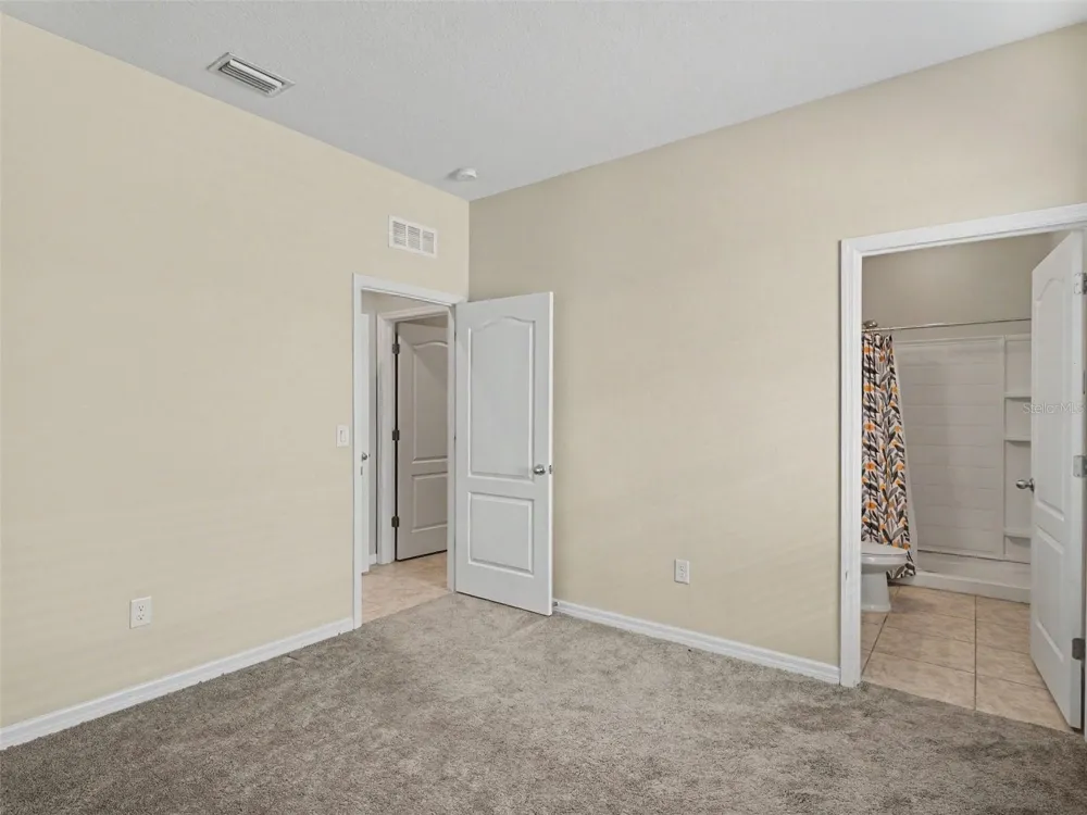 10413 AVIAN FORREST DRIVE Riverview, FL 33578