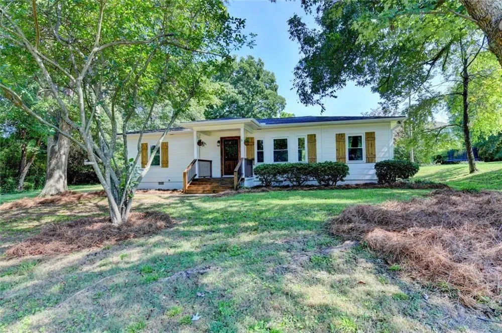 107 Lakeshore Circle Braselton, GA 30517