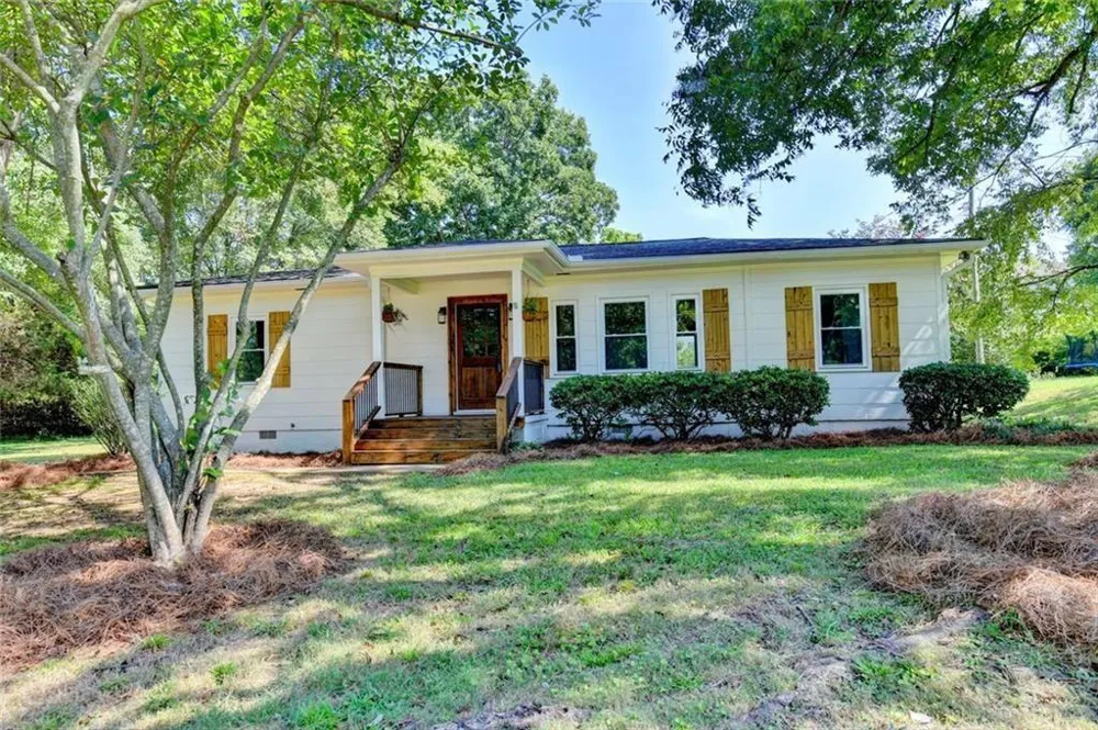107 Lakeshore Circle Braselton, GA 30517