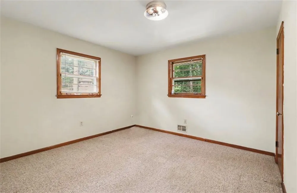 115 Valley View Drive Fairburn, GA 30213