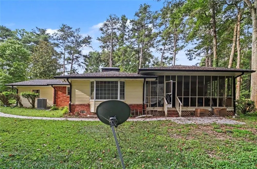 115 Valley View Drive Fairburn, GA 30213
