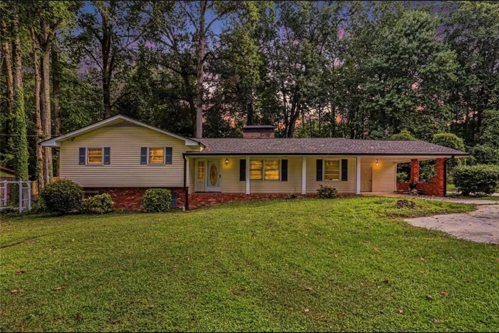115 Valley View Drive Fairburn, GA 30213