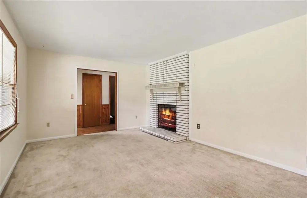 115 Valley View Drive Fairburn, GA 30213