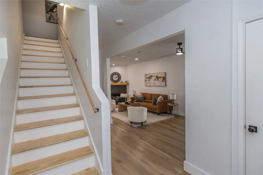 1704 Brookarbor Court Arlington, TX 76018