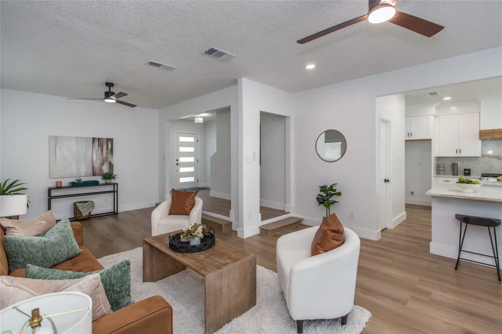 1704 Brookarbor Court Arlington, TX 76018