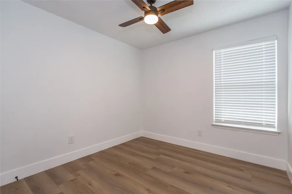 1704 Brookarbor Court Arlington, TX 76018