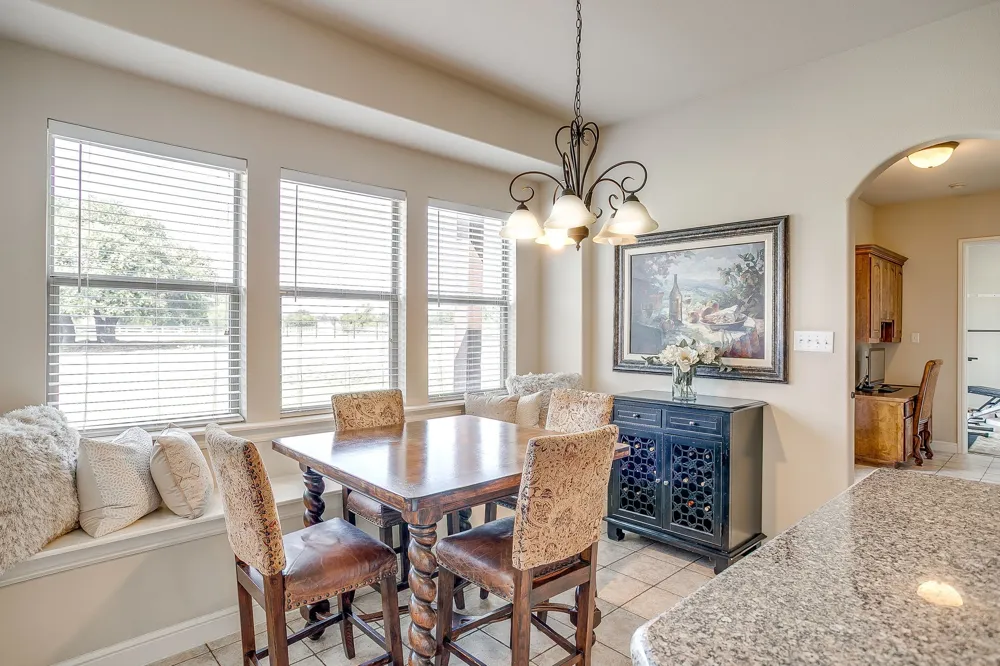13041 Stacey Valley Drive Azle, TX 76020