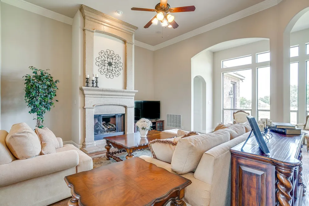 13041 Stacey Valley Drive Azle, TX 76020