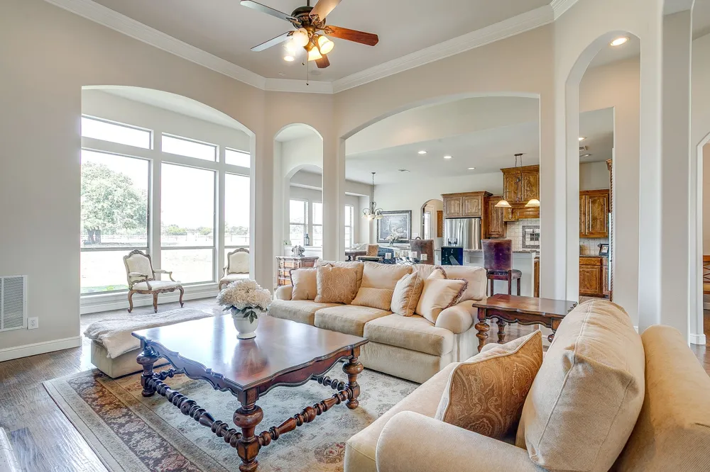 13041 Stacey Valley Drive Azle, TX 76020