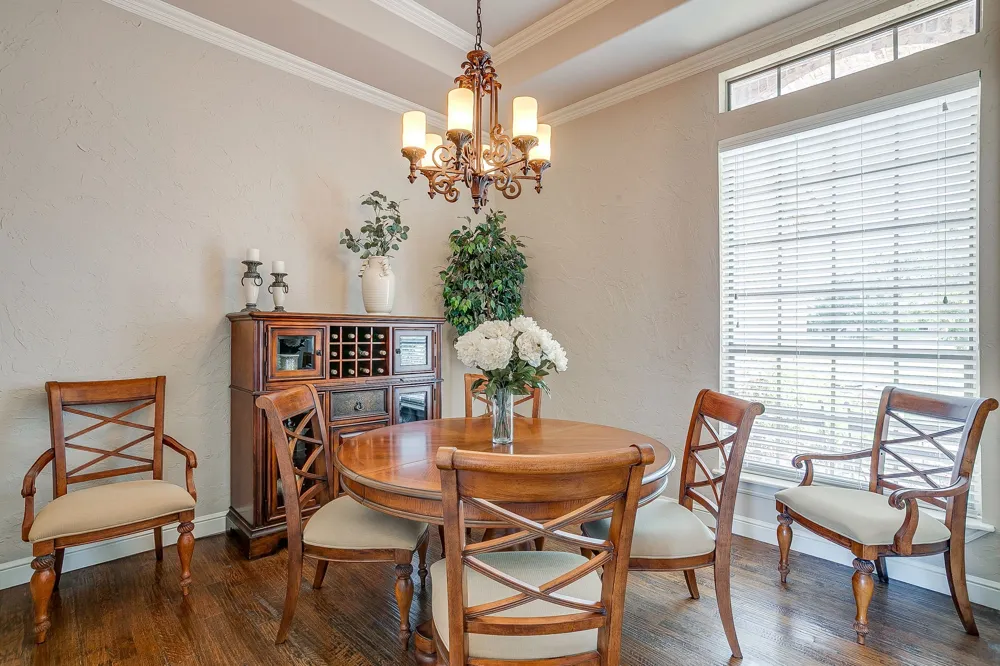 13041 Stacey Valley Drive Azle, TX 76020