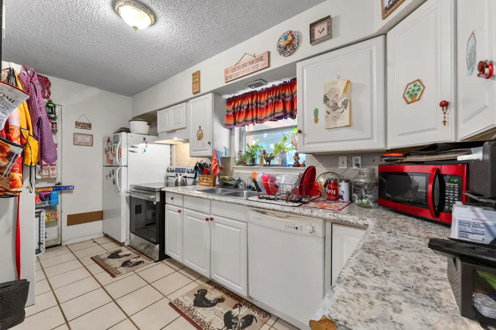915 Liberty Drive Irving, TX 75061