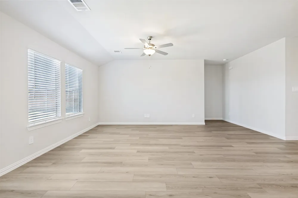 3407 Pat Mayse Drive Farmersville, TX 75442